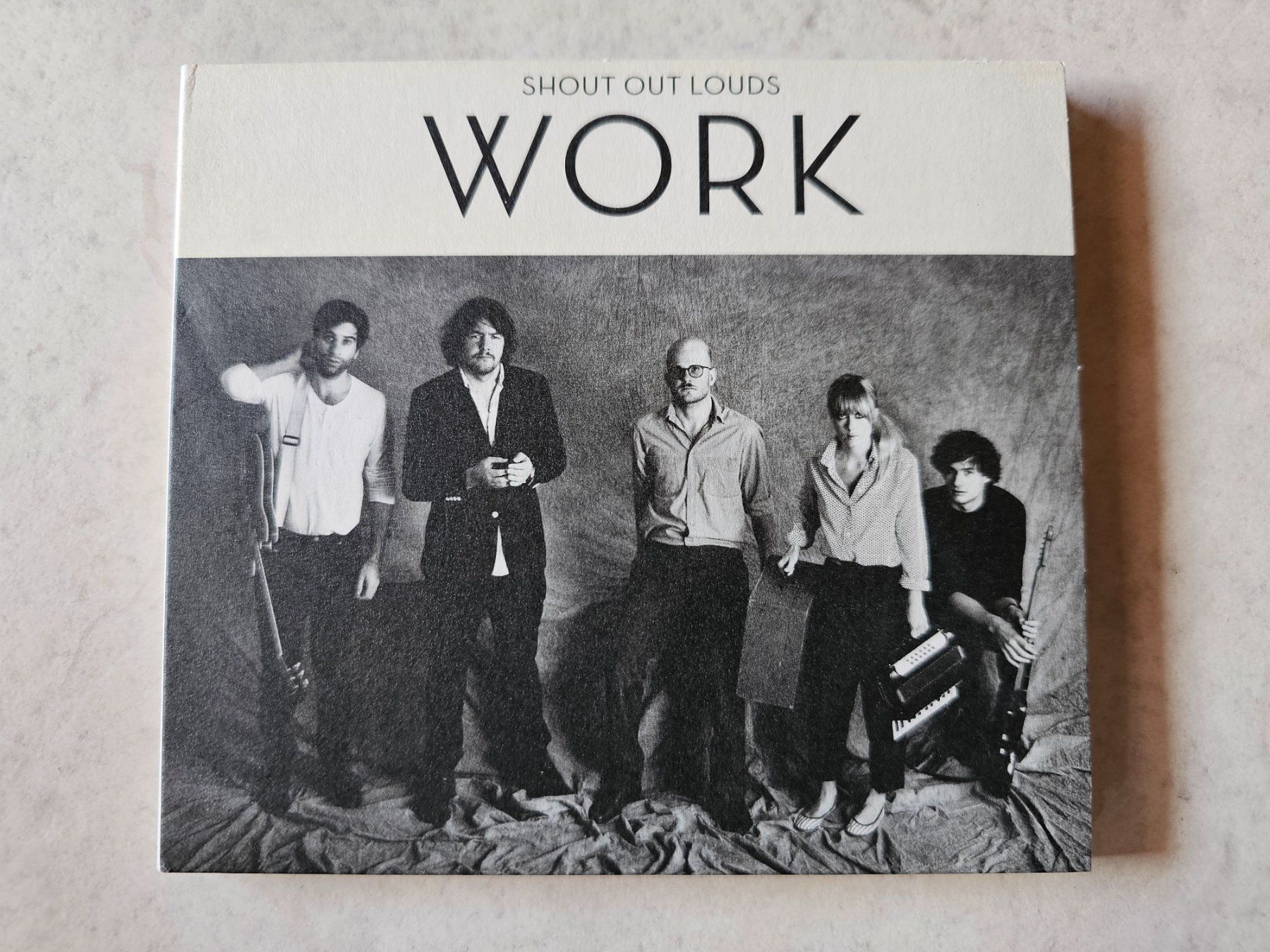 CDs: Shout Out Louds  -  Work  /  (Indie Rock) – Gebraucht aus Schneisingen von backstore24