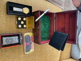 Geschenkbox mit diversen Artikeln