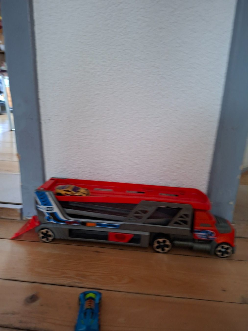 Giocattoli: Lkw mit Autoschleuder – Usato da Altstätten SG venduto da noko_74