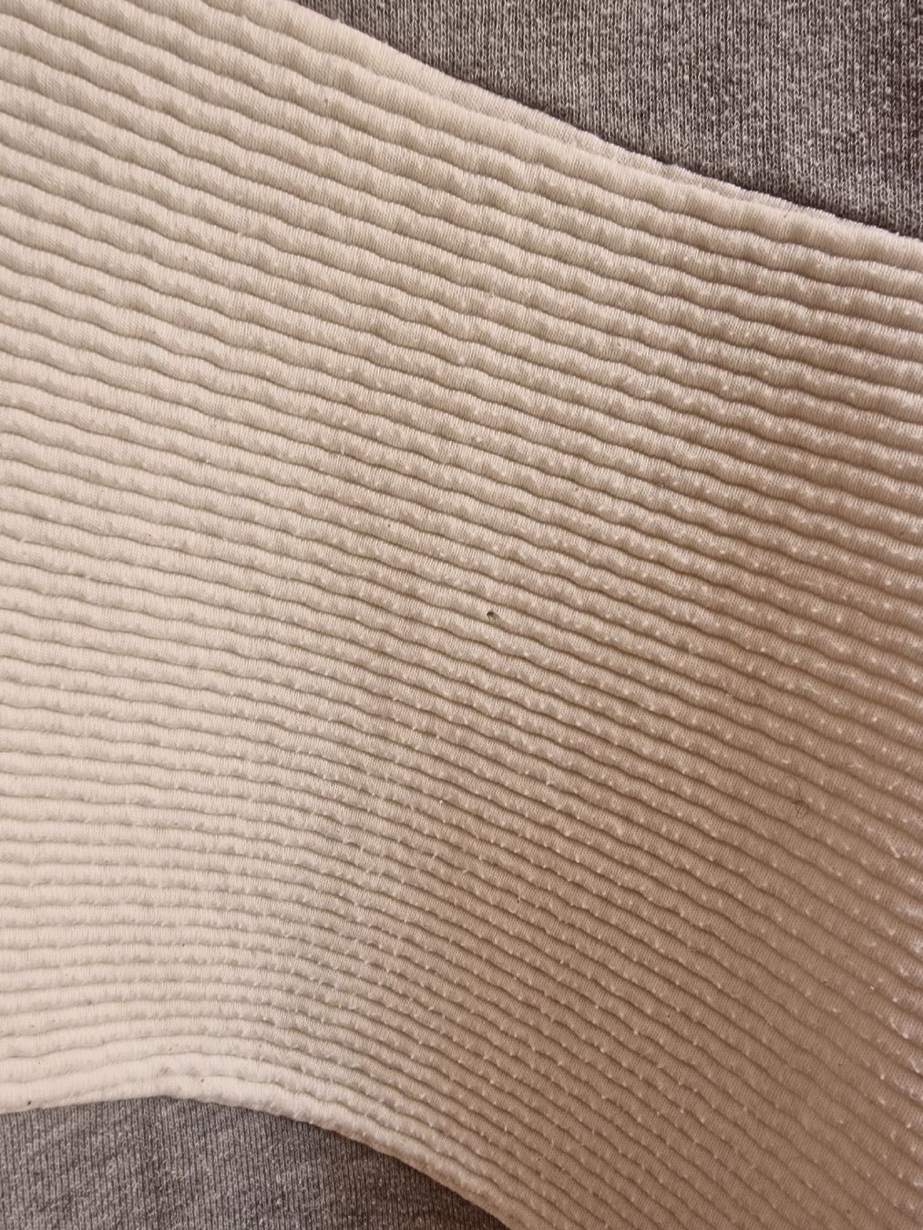 Bershka Maglioni & Felpe: Sweater / Pullover - Grösse L – Usato da Bürglen UR venduto da luiroedes 3