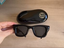 RAY-BAN ROCK 'N' ROLL SUNGLASSES