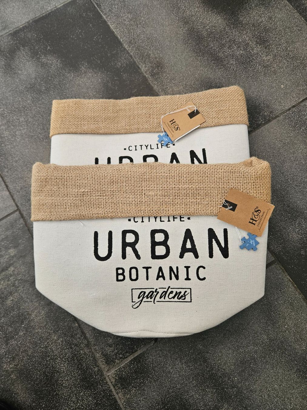 Vasi per fiori: 2er Set: Urban Botanic Garten-Übertopf, neu – Nuovo e nell'imballaggio originale da Ormalingen venduto da nomolnoi