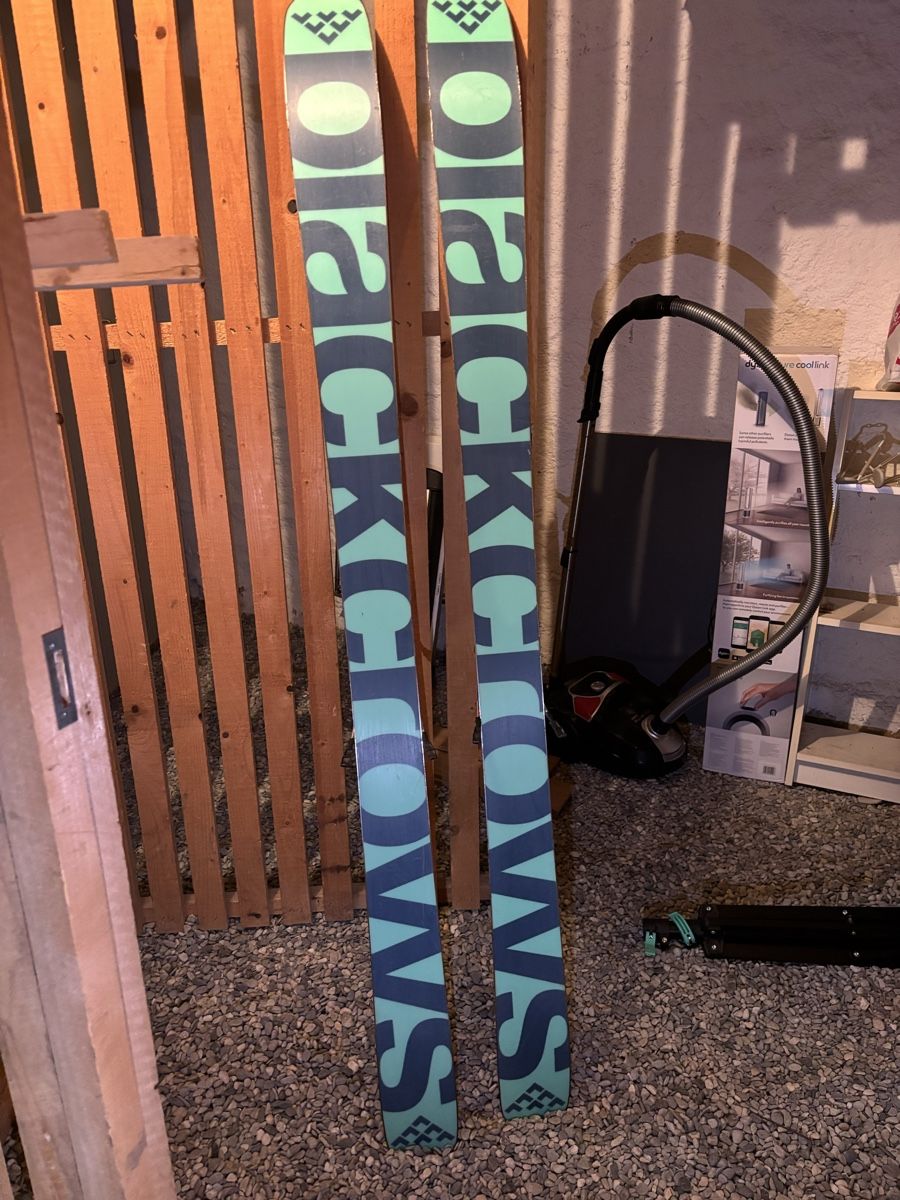 Black Crows Skis: Ski Black Crows atris  – Gebraucht aus Chenaux von len_s5l7 2