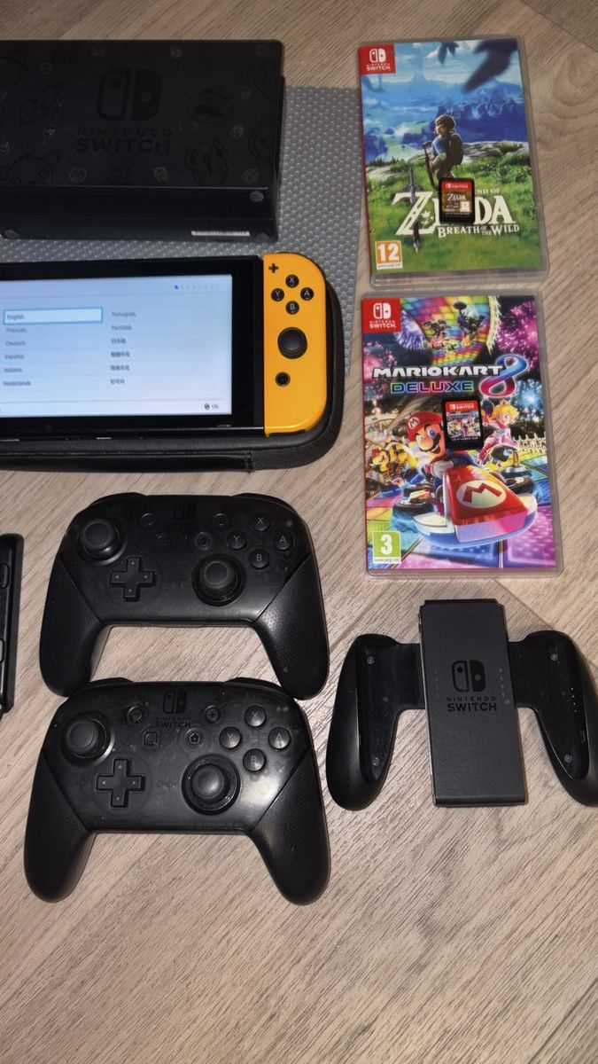 Nintendo Konsolen: Nintendo Switch Set + 2 Pro Controller & div. Zubehör – Gebraucht aus Zwingen von imh_bl67 1