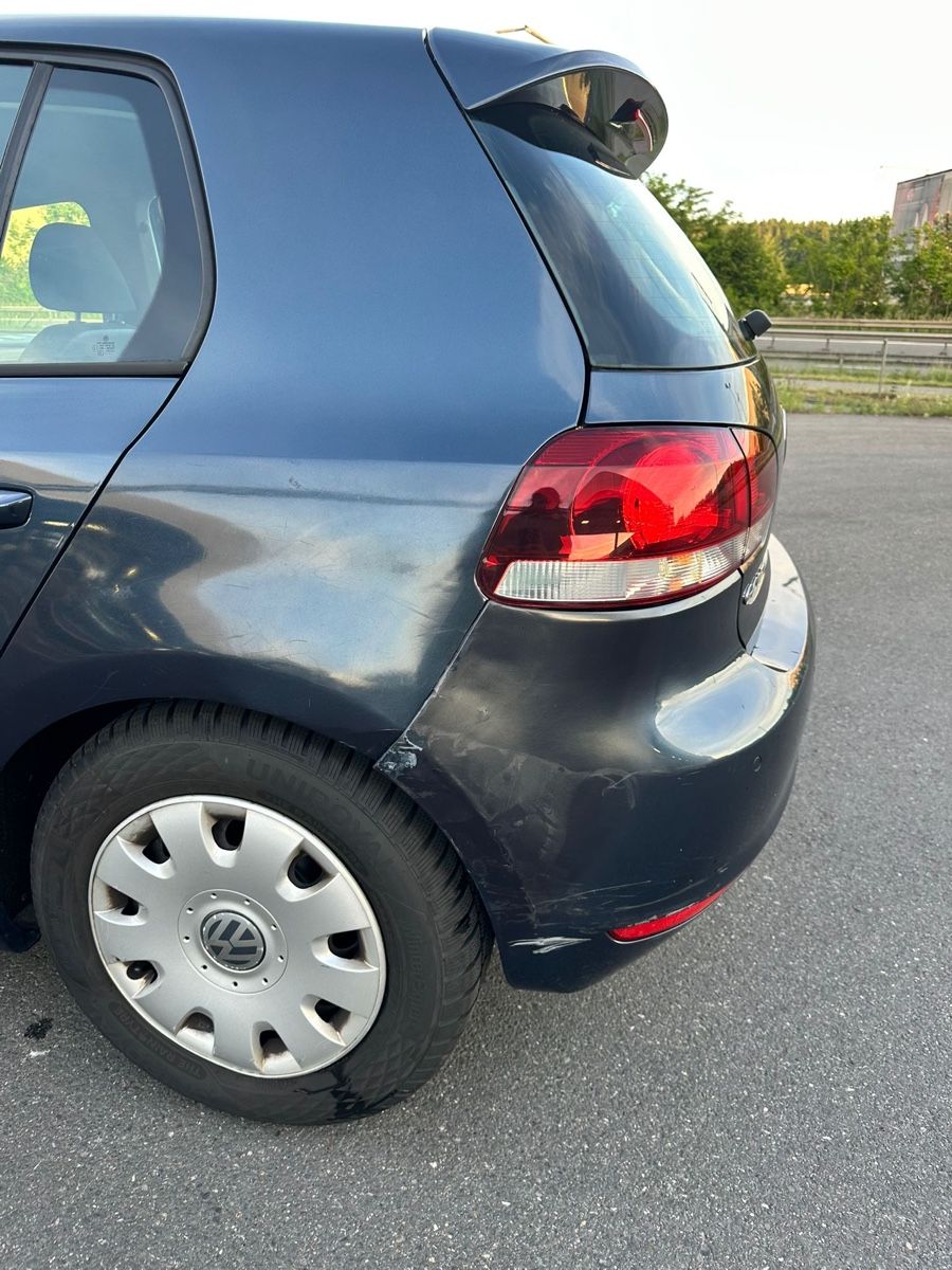 VW Automobili: VW Golf 1.6 TDI – Usato da Burgdorf venduto da apple_phone 2