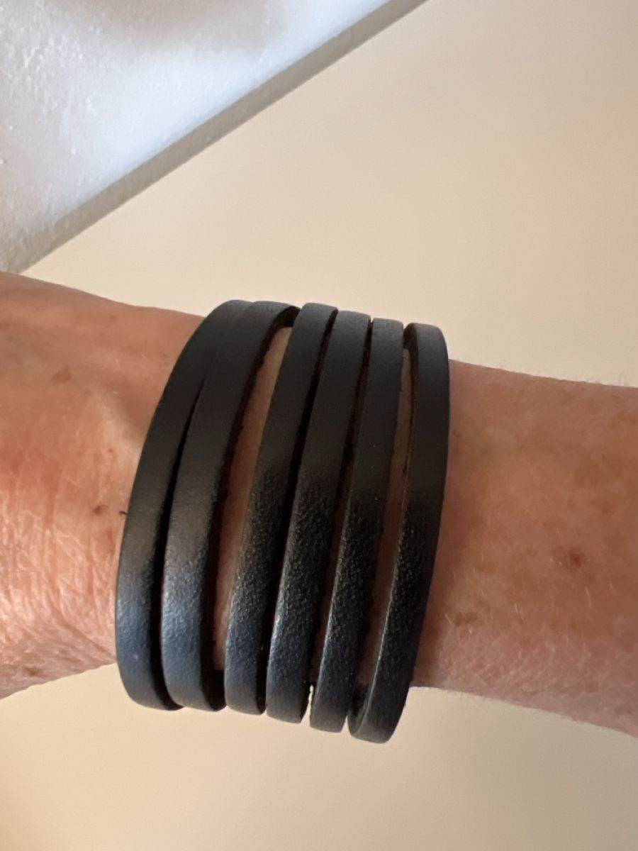 Bracciali & Braccialetti: Leder Armband – Usato da wolfhausen venduto da per13lina 2