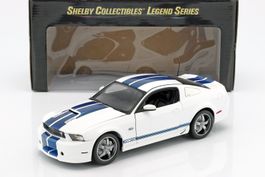 Ford Mustang Shelby GT 350 2011 weiss / blau   1:18