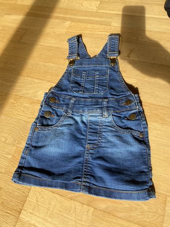 ‘A denim Story’ Latzrock