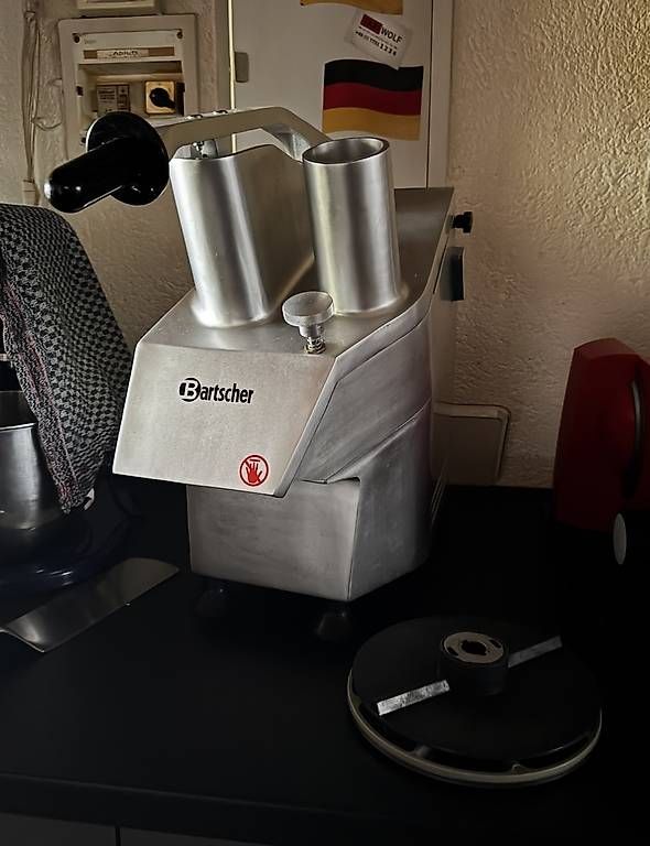 Elettrodomestici da cucina: Bartscher Gastro Gemüseschneider vc55mf – Usato da Döttingen venduto da columbus007 1