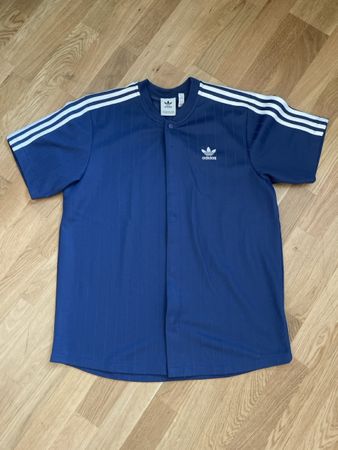 Adidas Shirt blau Grösse L Top Zustand!