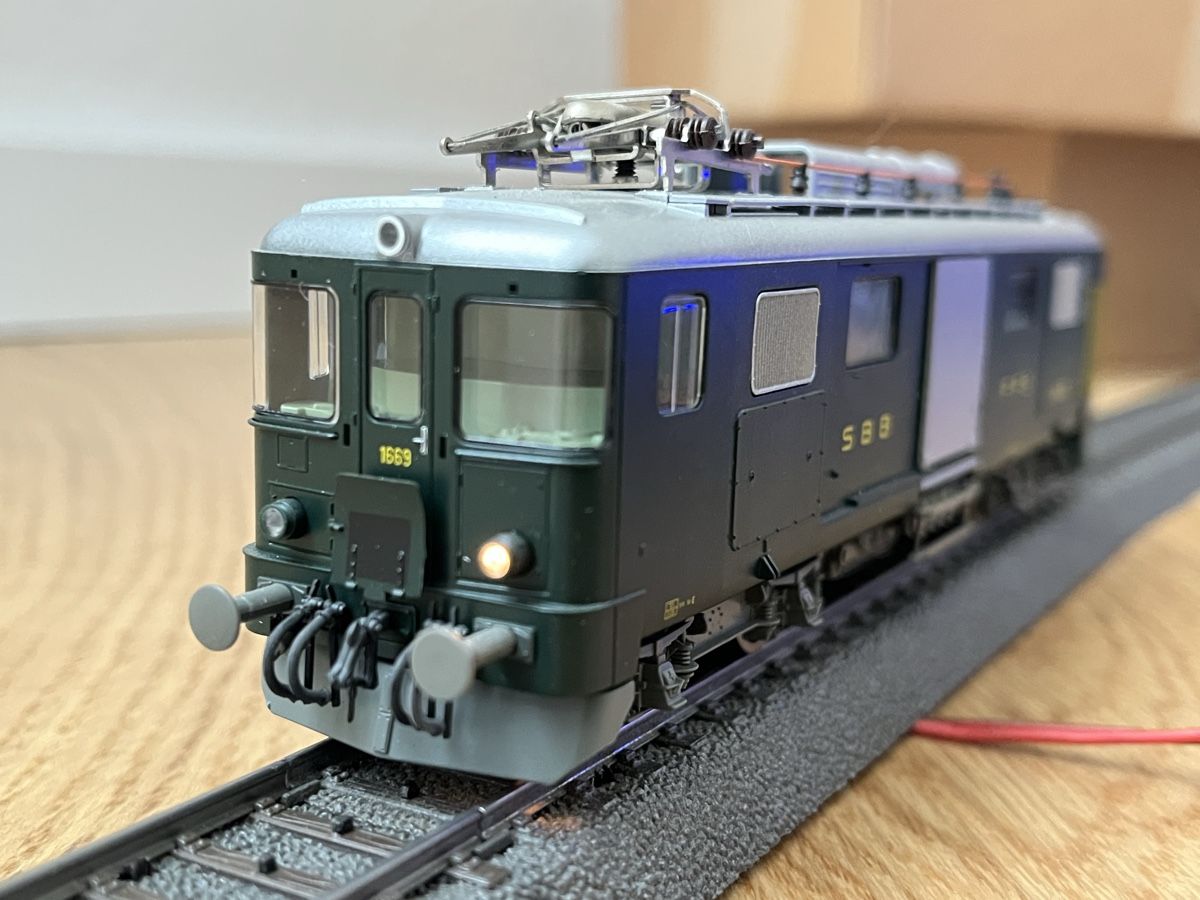 Roco Modellini di ferrovie: SBB De 4/4 Gepäcktriebwagen Roco AC digital – Usato da Basel venduto da Re620_11627 6
