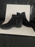 BRUNATE Wildleder Stiefeletten