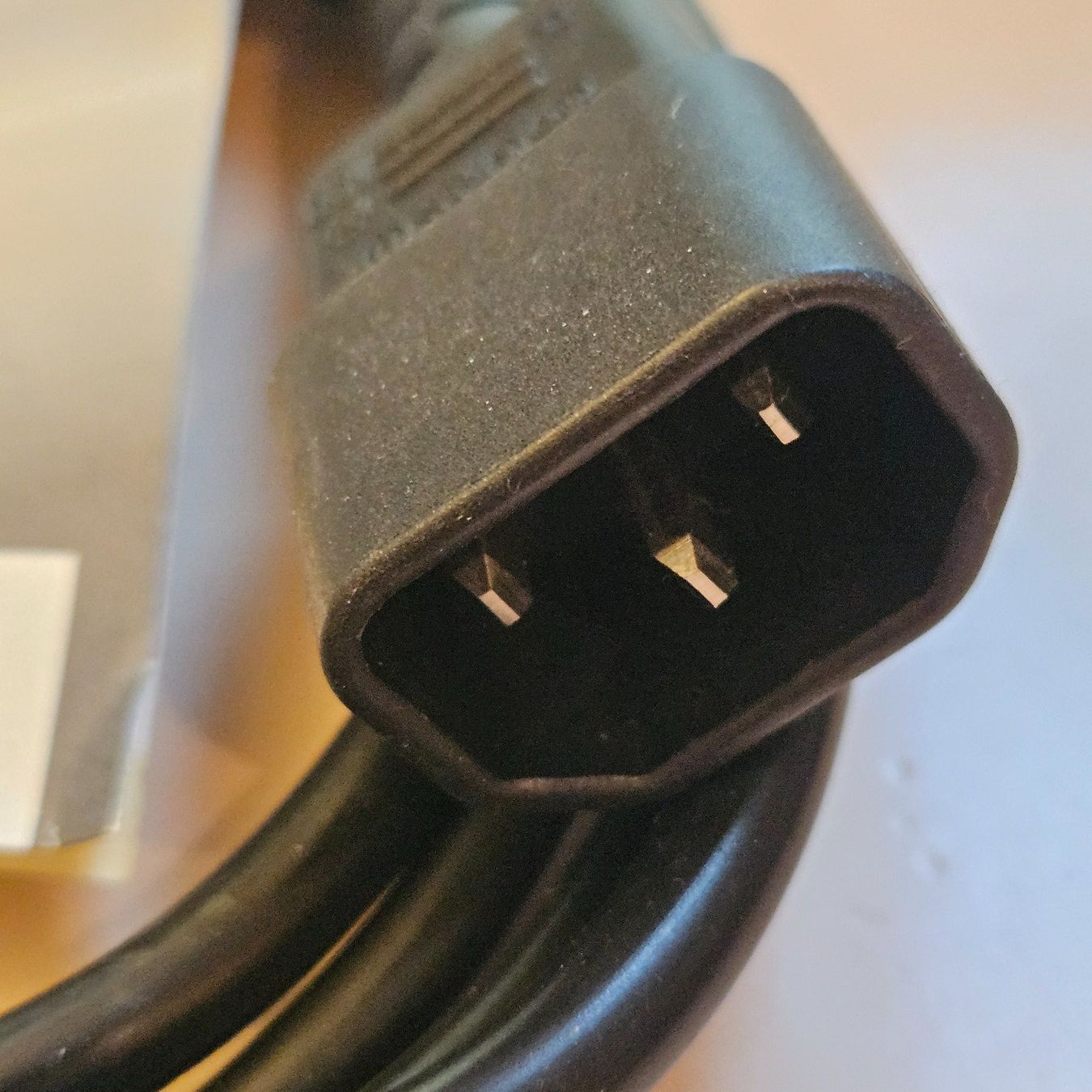 Hama Cavi: Gerätekabel 1.5 m; IEC 60320 – Nuovo e nell'imballaggio originale da Wettingen venduto da Christianv 1