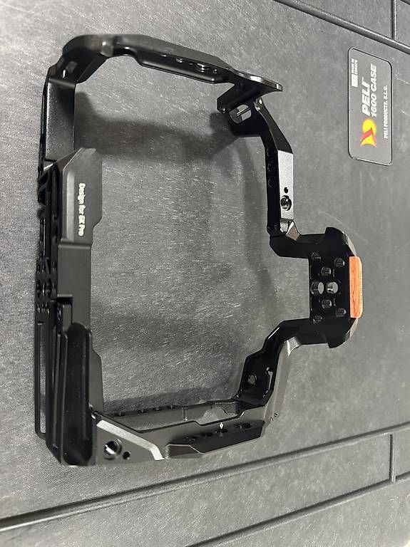 Videocamere: Camera professionnelle BLACKMAGIC 6K PRO – Usato da Le Vaud venduto da mda_28gy 4