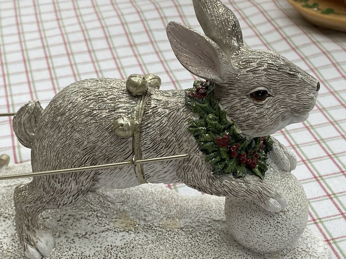 Alle Dekorationen: Osterhase kommt mit Schneeschlitten – Gebraucht aus Aeugst am Albis von derimker 2