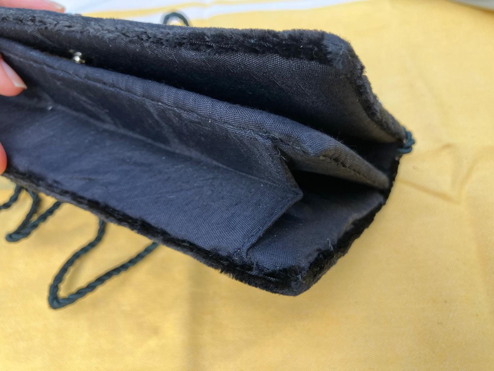 Borse da donna: Vintage Black Clutch Pouch – Usato da Monte Carasso venduto da arn_dime 5