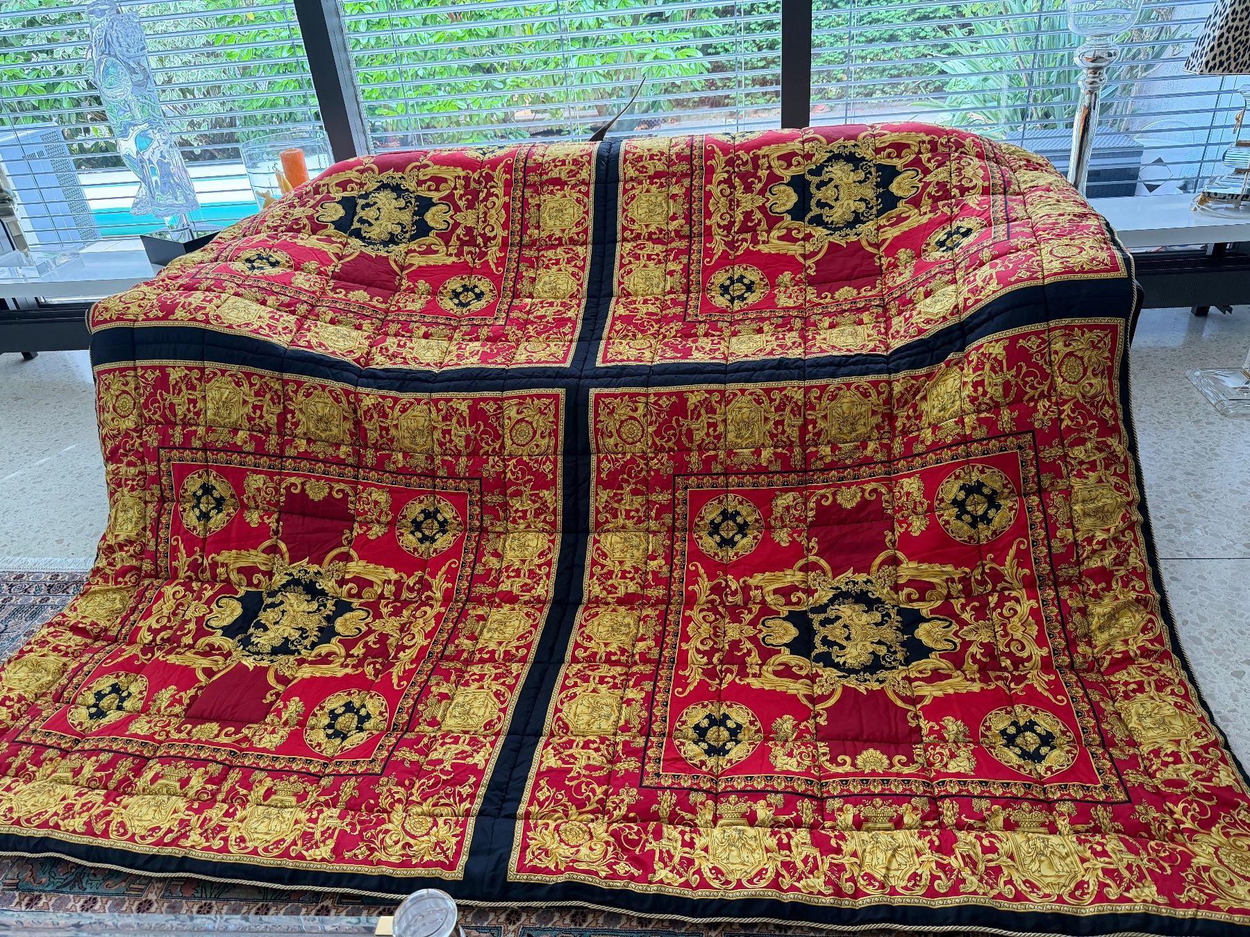 Coperte: Schöne Tagesdecke, gross – Usato da Solothurn venduto da anni22
