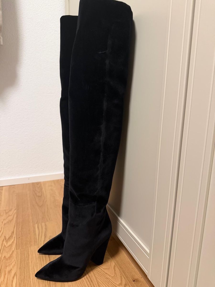 Saint Laurent Damenschuhe: Saint Laurent boots – Neu (gemäss Beschreibung) aus Zug von Fashionaddicted.- 1