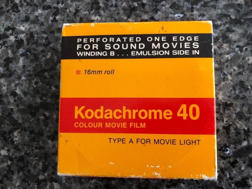 Film Kodak Kodachrome 25 – 16mm – Boîte Non Ouverte (périmé) – Ciné Collection