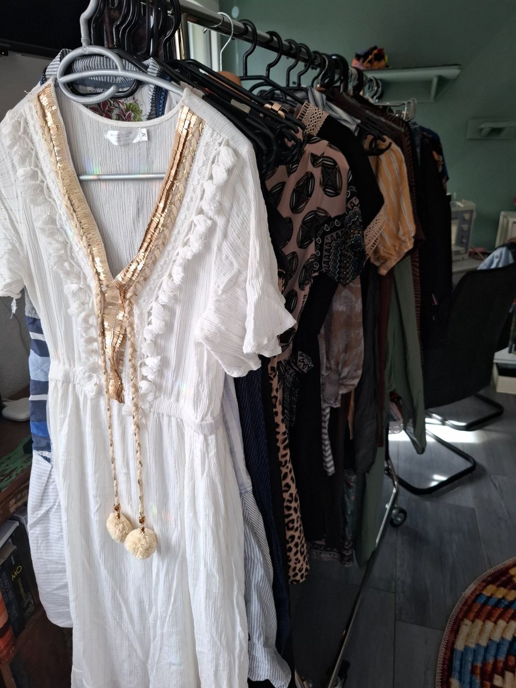 Lotti di vestiti: Wunderschönes Kleiderpaket 36/38 – Usato da Eggenwil venduto da Shia15 1