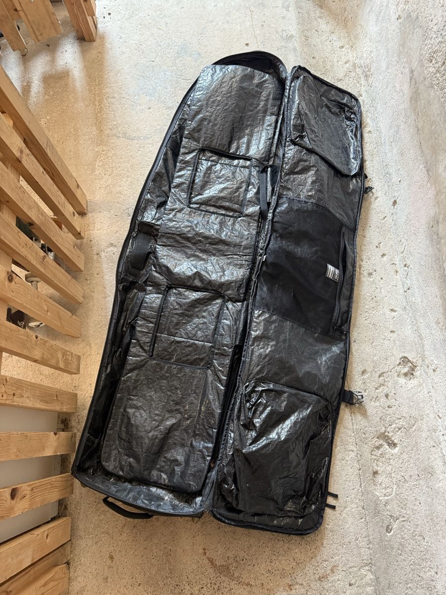 Evoc Taschen: Evoc Ski/Snowboard Bag mit Rollen – Gebraucht aus Urdorf von itsannina 2
