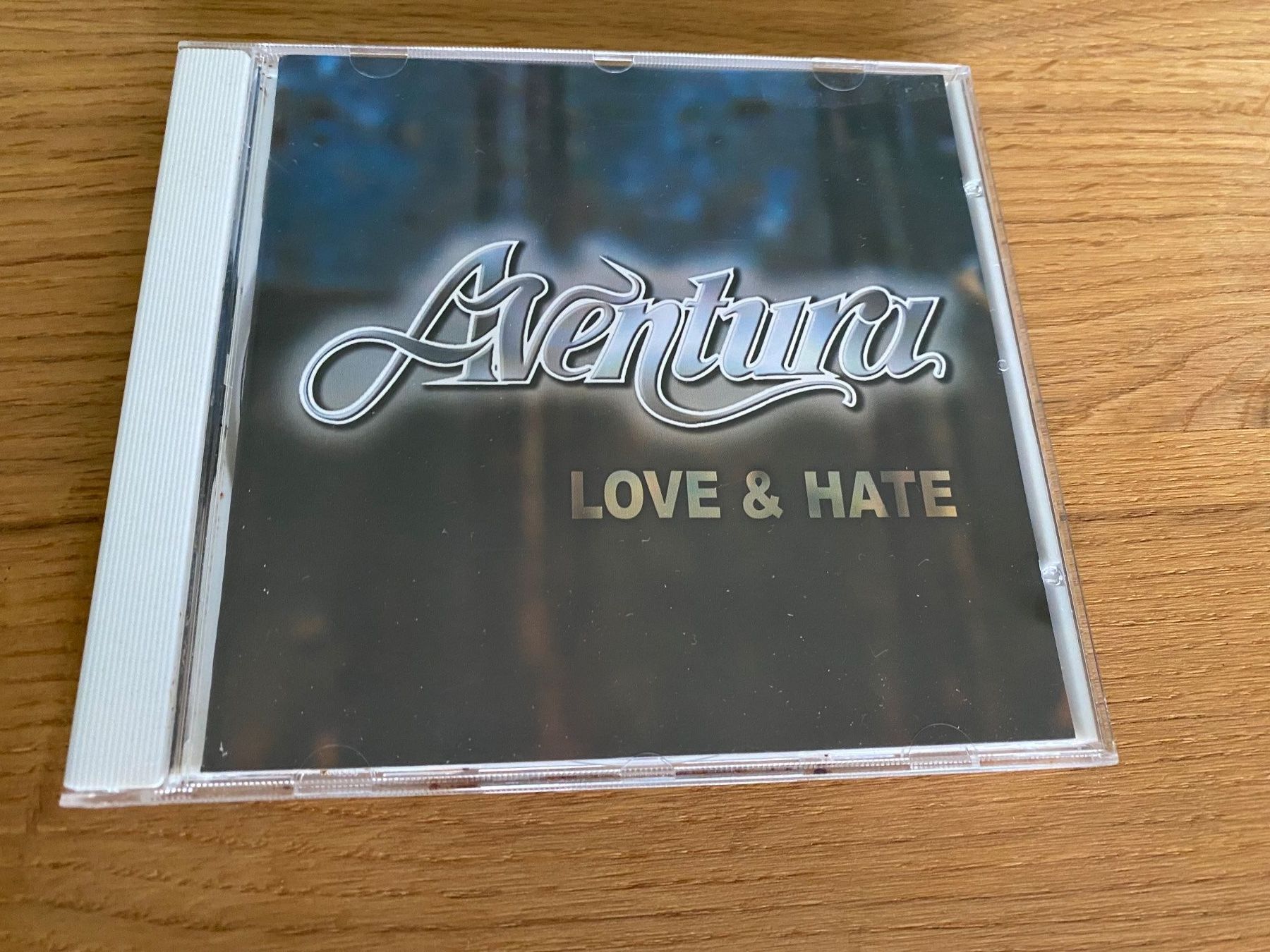 CD: Aventura - Love & Hate CD – Usato da Bätterkinden venduto da Albera