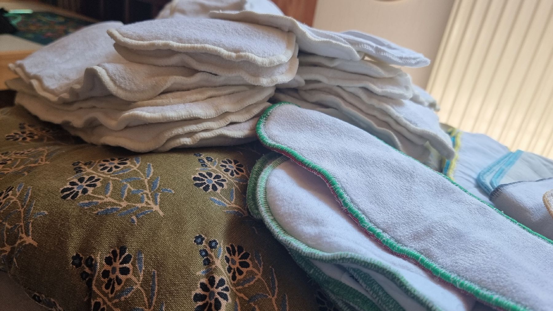Bacs à couches & couches: Lot de 40 couches lavables et 37 inserts  – D'occasion à Vevey par fer3ica 7