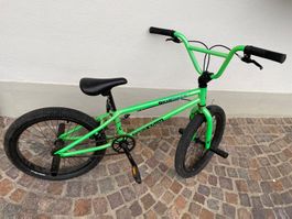 KHE bikes BMX Chris Böhm 20" – Giftgrün Freestyle