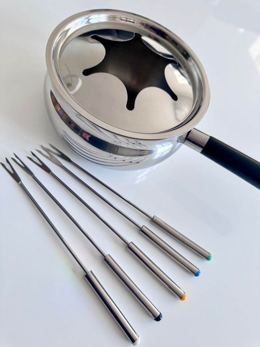 Elettrodomestici da cucina: Fleisch Fondue Set Caquelon Rechaud u Gabeln Bourguignon – Usato da Rickenbach b. Wil venduto da sunneschii_ 3