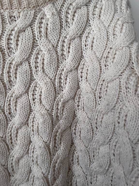 Maglioni & Felpe: Pull vintage blanc, taille M – Usato da Lausanne venduto da sugarplumfairy 1