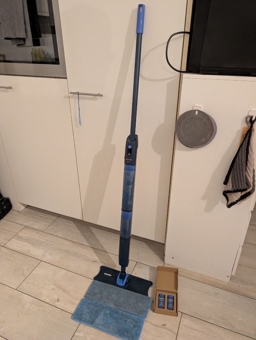 Altro per la casa: Philips OneUp 5000 Series elektrischer Mopp – Difettoso da Müllheim Dorf venduto da CloudsWorld88