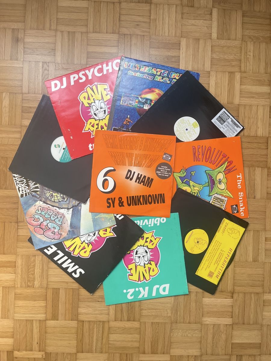 Dischi in vinile: 10er Happy Hardcore / Hardcore Vinyl-Set – Usato da Wangen b. Olten venduto da break72