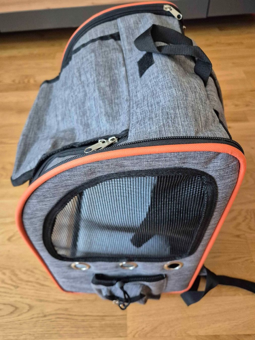 Liege- & Schlafplätze: Transportrucksack für kleine Hunde oder Katzen – Gebraucht aus Malters von Diveman