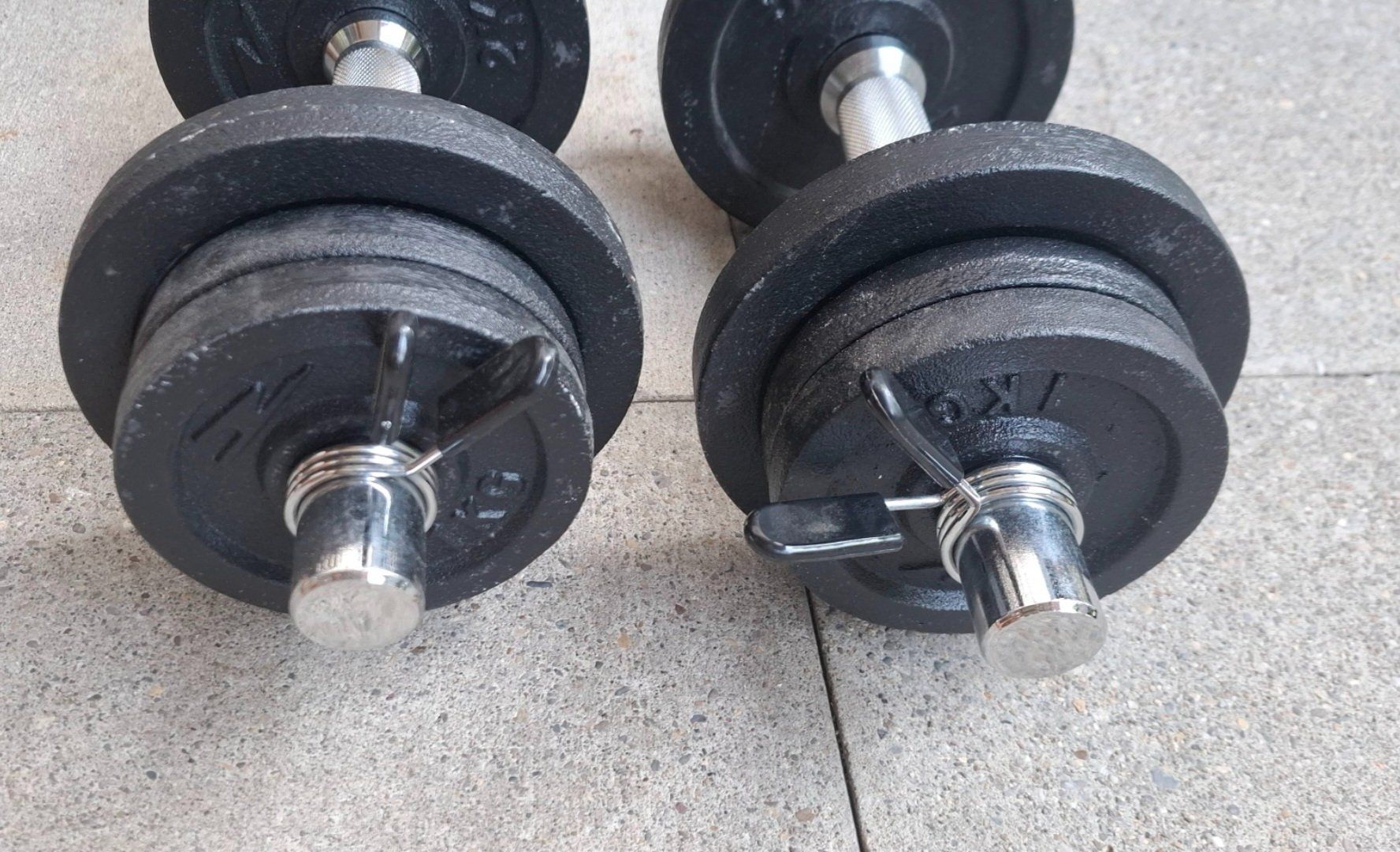 Hometrainer: Gewichte kurzhalten 2x10kg – Gebraucht aus Walenstadt von ema_2tln 1