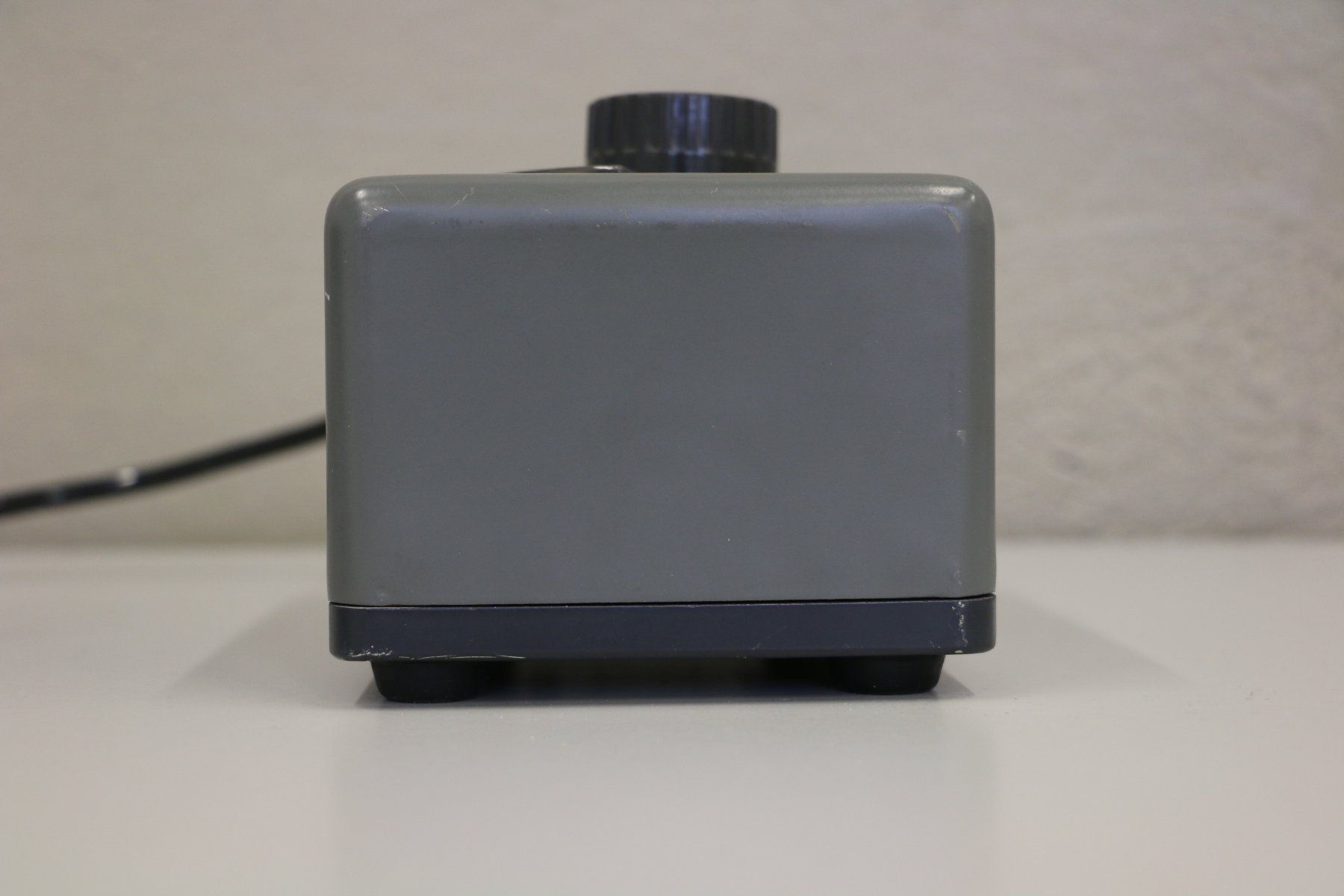 Lampade: Olympus C.P. Regulator 0-6V 5A mit Lampe – Usato da Bern venduto da bsd-bern 4