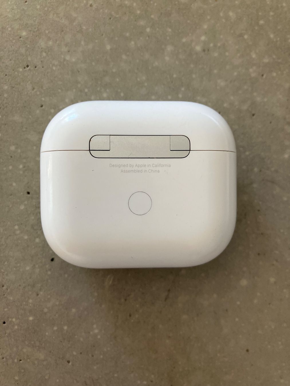Apple Kopfhörer: Apple AirPods 3 Case – Gebraucht aus Lausanne von mr.v 2