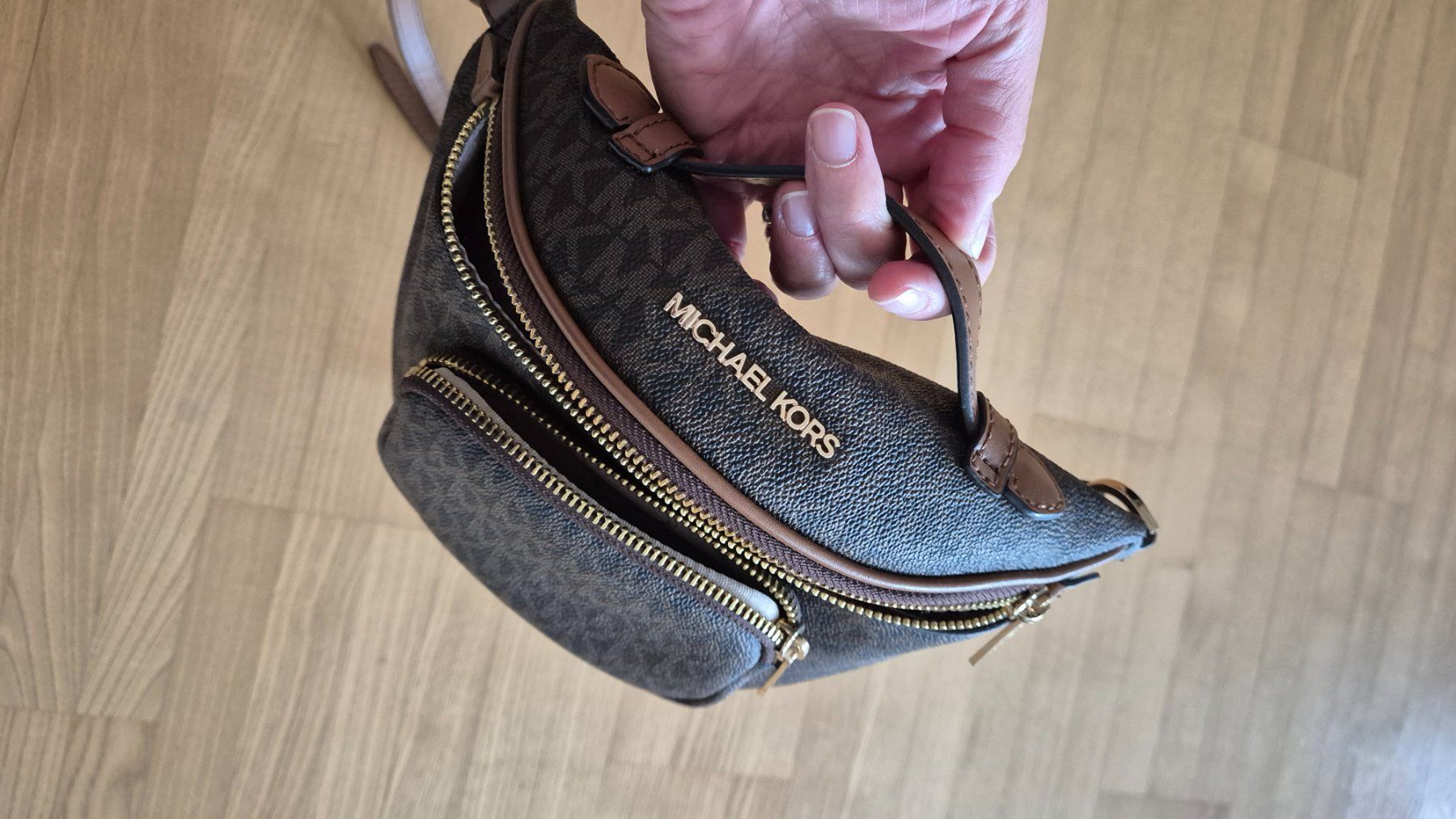Michael Kors Borse da donna: Michael Kors Bauch Schulter Tasche – Usato da Eichberg venduto da Land-Ei 1