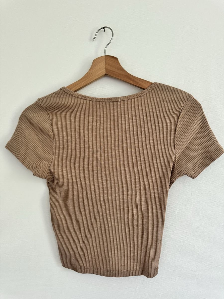 T-Shirts: Crop Top, Cotton On – Gebraucht aus St. Gallen von nikolasbong 1