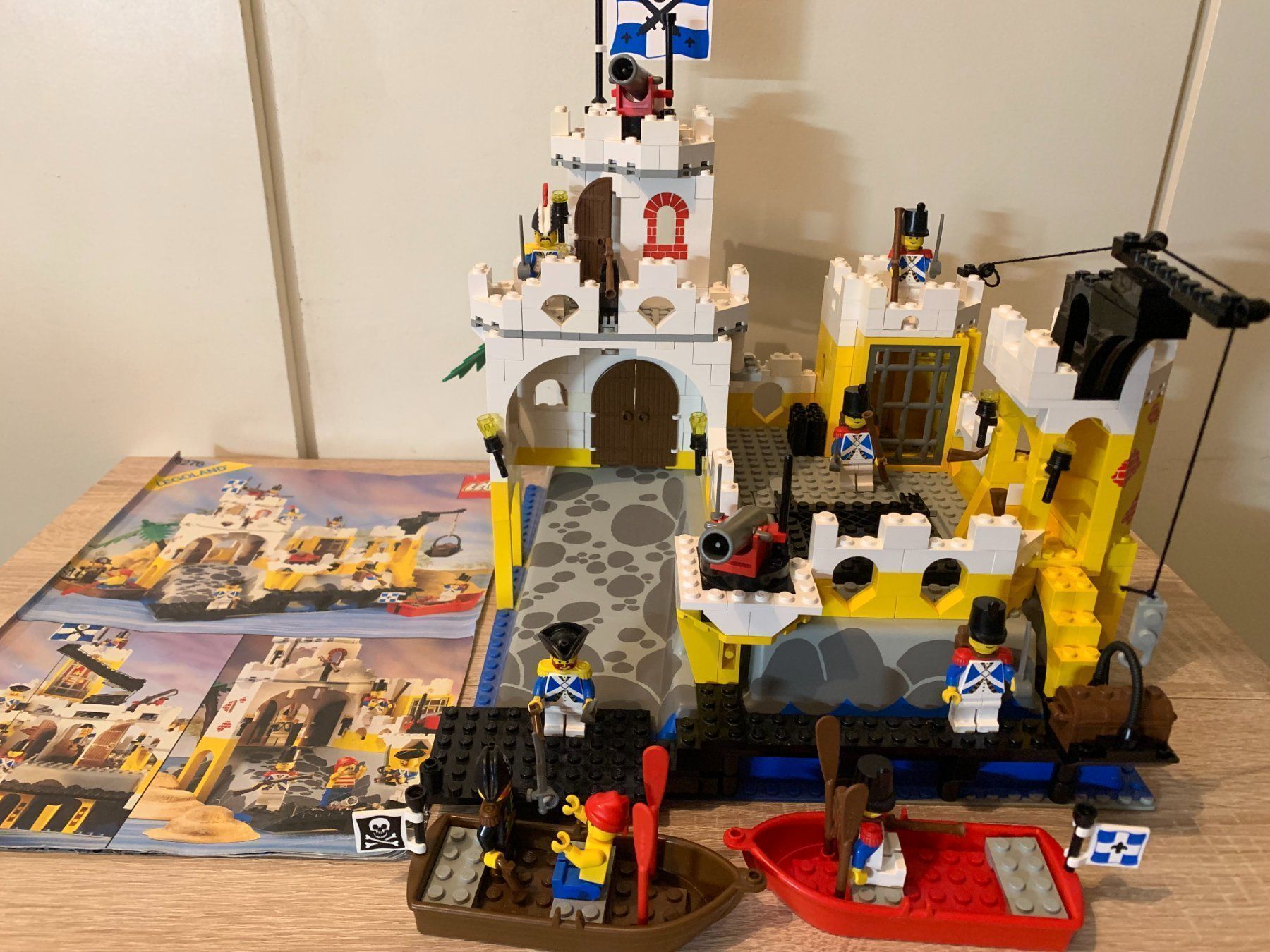 Lego Kit di costruzioni: LEGO Piraten 6276 Eldorado Fortress – Usato da Basel venduto da Don-Angel