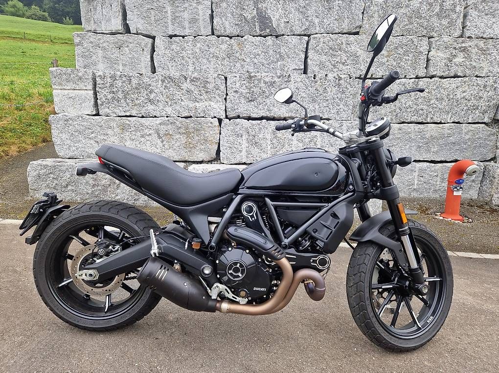 Ducati Strada: Ducati Scrambler Icon 800 – Usato da Tuggen venduto da Laui10