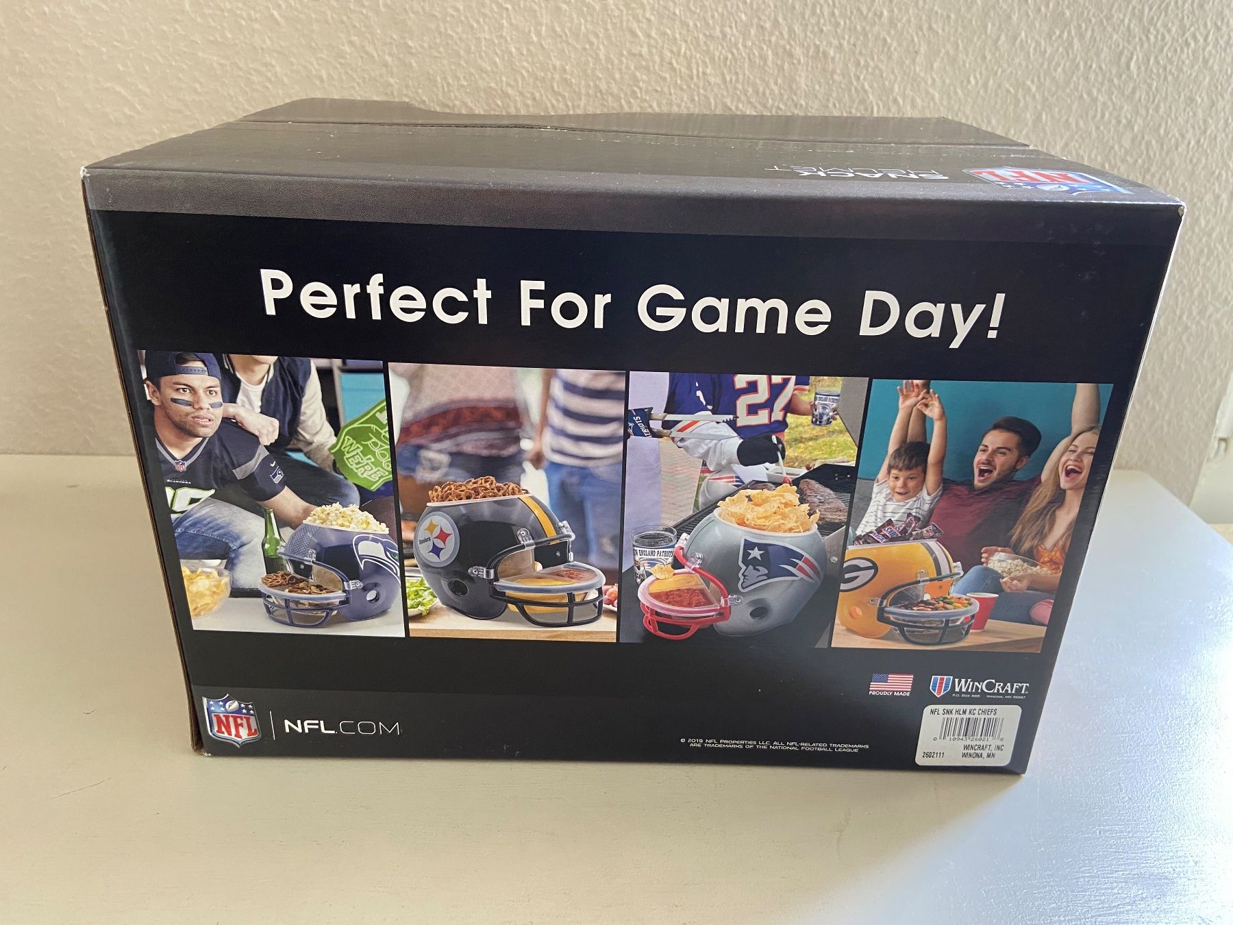 NFL Antike Kleidung: Kansas City Chiefs Snackhelm – Neu und originalverpackt aus Muttenz von US_Sport_Schweiz 2
