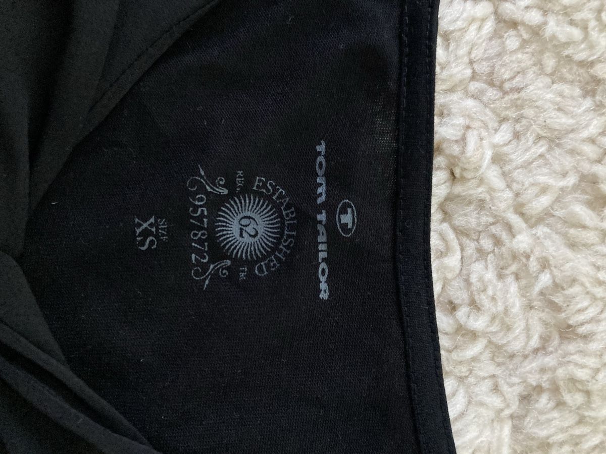 Tom Tailor T-shirt: Shirt XS schwarz Tom Tailor – Usato da Uesslingen venduto da manu-ela41 3