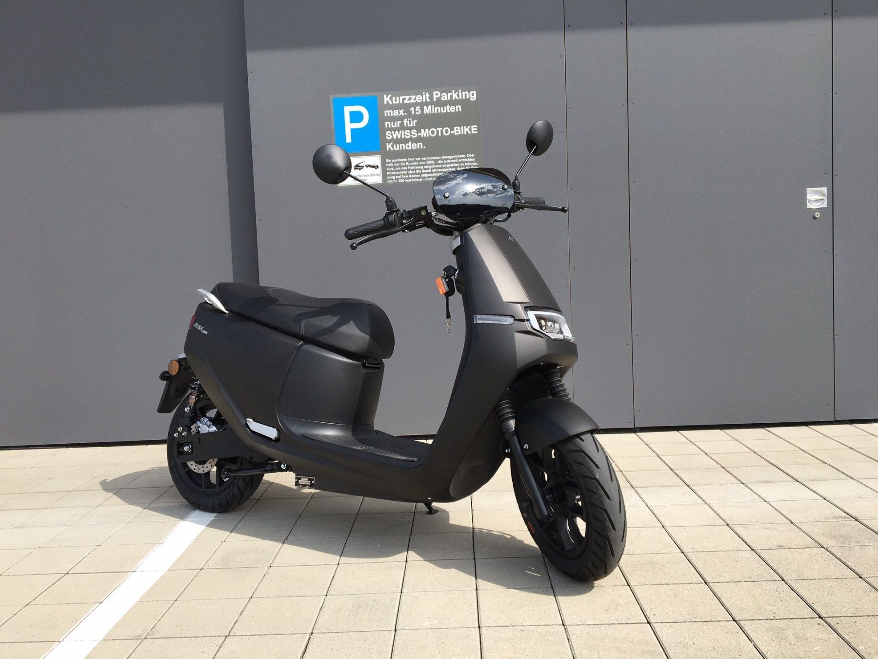 Scooters: neuer E-Roller (Ausstellungsmodell) E2R Max Ecooter – Gebraucht aus Seewen SO von Eliane-Nora 4
