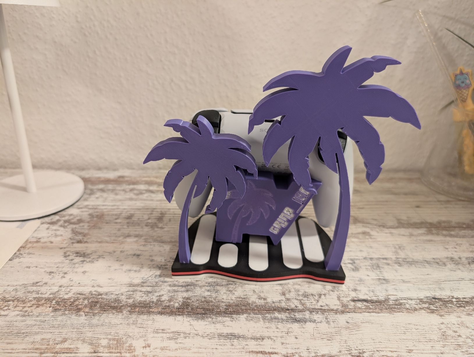 Wandhalterungen: PS 5 Controller Halter - GTA VI Style - 3D Druck – Neu (gemäss Beschreibung) aus Zürich von Ray81 3
