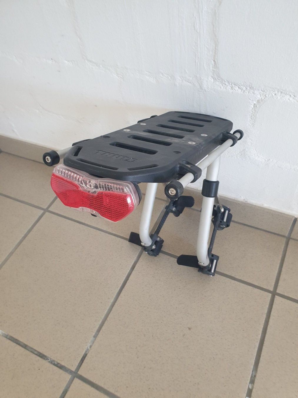 Thule Pièces détachées: Fahrrad-Gepäckträger Thule – D'occasion à Uznach par marlenegebert 2