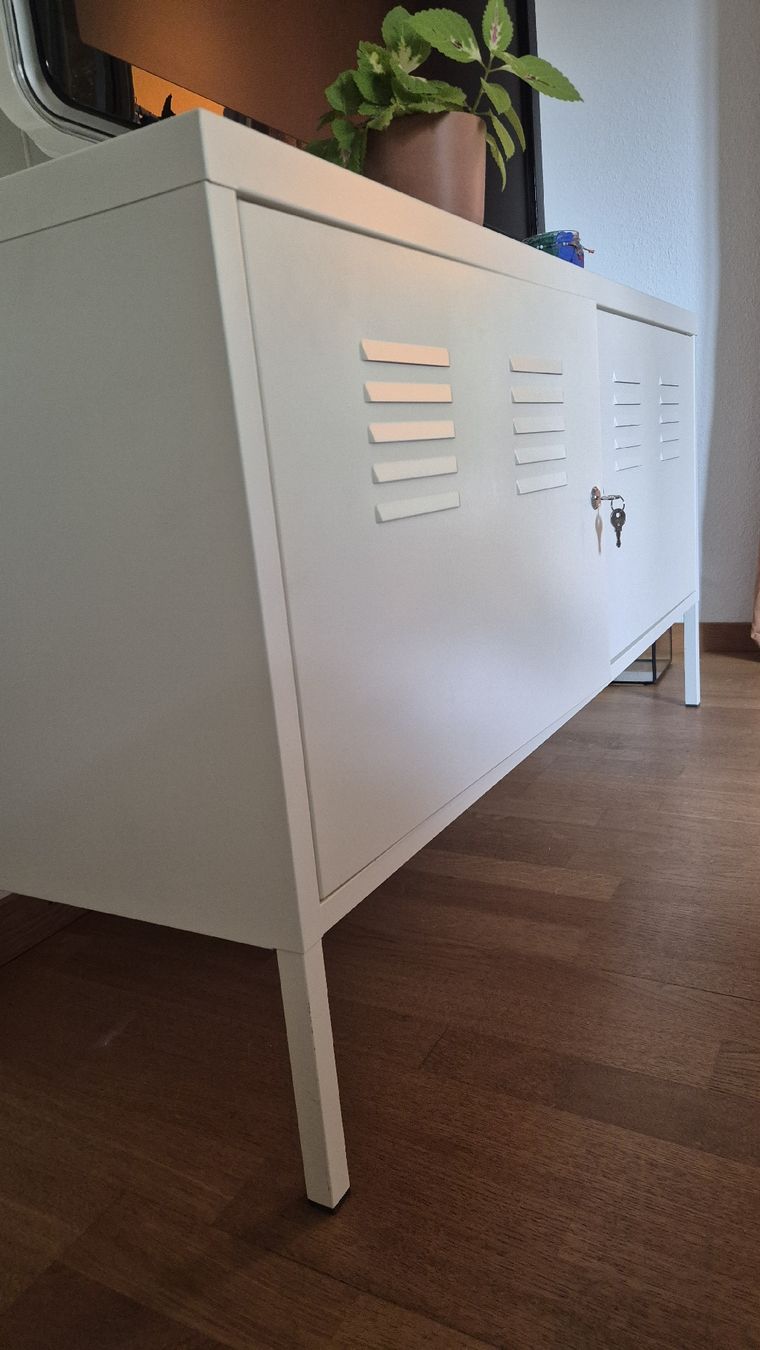 Ikea Cassettiere: IKEA PS Kommode / Schrank / TV Möbel – Usato da Ostermundigen venduto da Lau_Kra 5