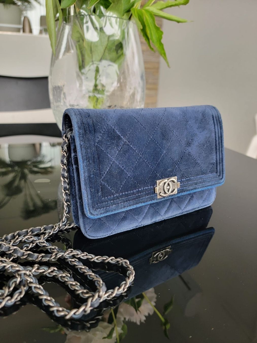Chanel Borse da donna: Chanel WOC aus Samt – Usato da Wädenswil venduto da lisibit 8