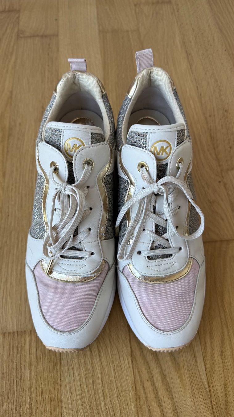 Michael Kors Scarpe da donna: Damen Sneakers MICHAEL KORS Gr, 38 – Usato da Jonen venduto da BMWE369