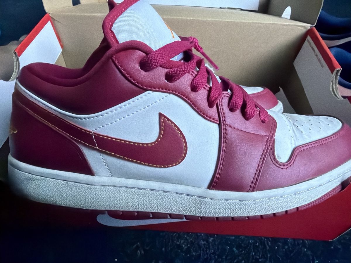 Jordan Scarpe da uomo: Nike Air Jordan low  – Usato da Rorbas venduto da Maccaron 1