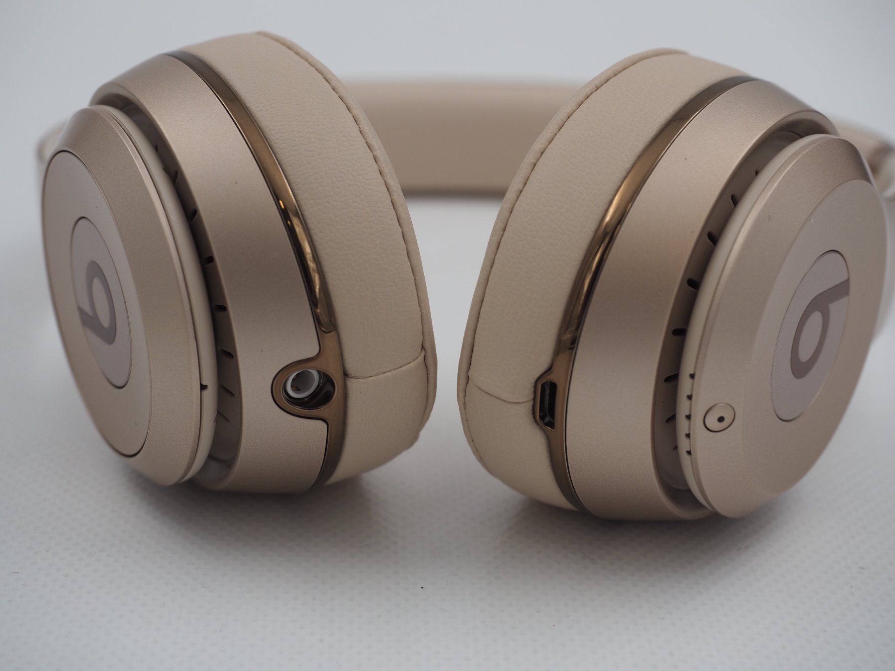 Beats Cuffie: BEATS Solo 3 Bluetooth Kopfhörer (26070152) – Usato da Zürich venduto da fundsachenverkauf 2